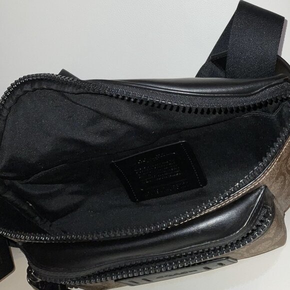 Authentic Coach Terrain Belt Bag No. F78727 - Picture 6 of 8